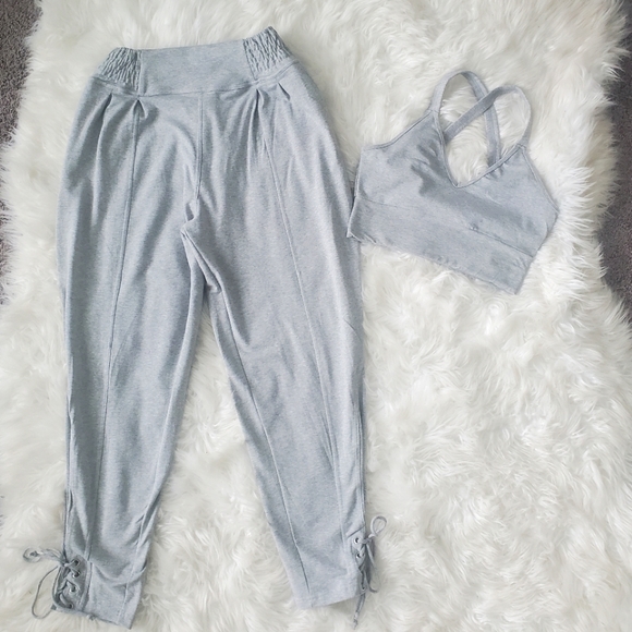2-pc Gray Halter Set Medium New - Picture 1 of 1